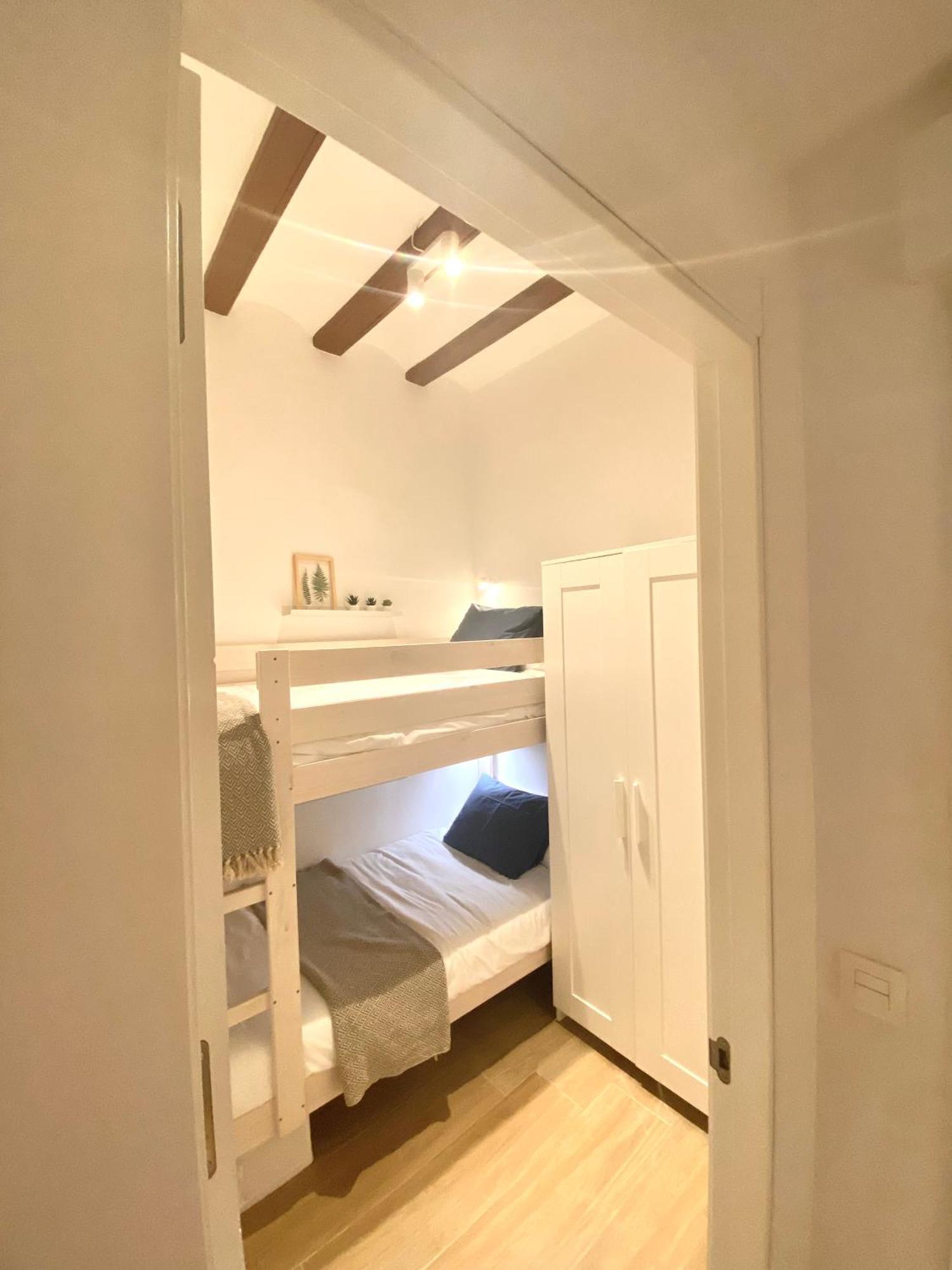 Cabanyal Sunny Beach House Валенсия Экстерьер фото