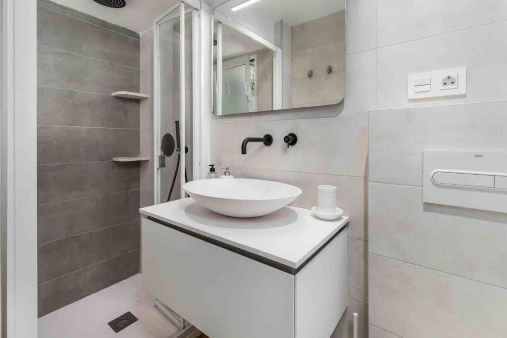 Cabanyal Sunny Beach House Валенсия Экстерьер фото
